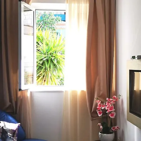 City Lani 3 Guest house
